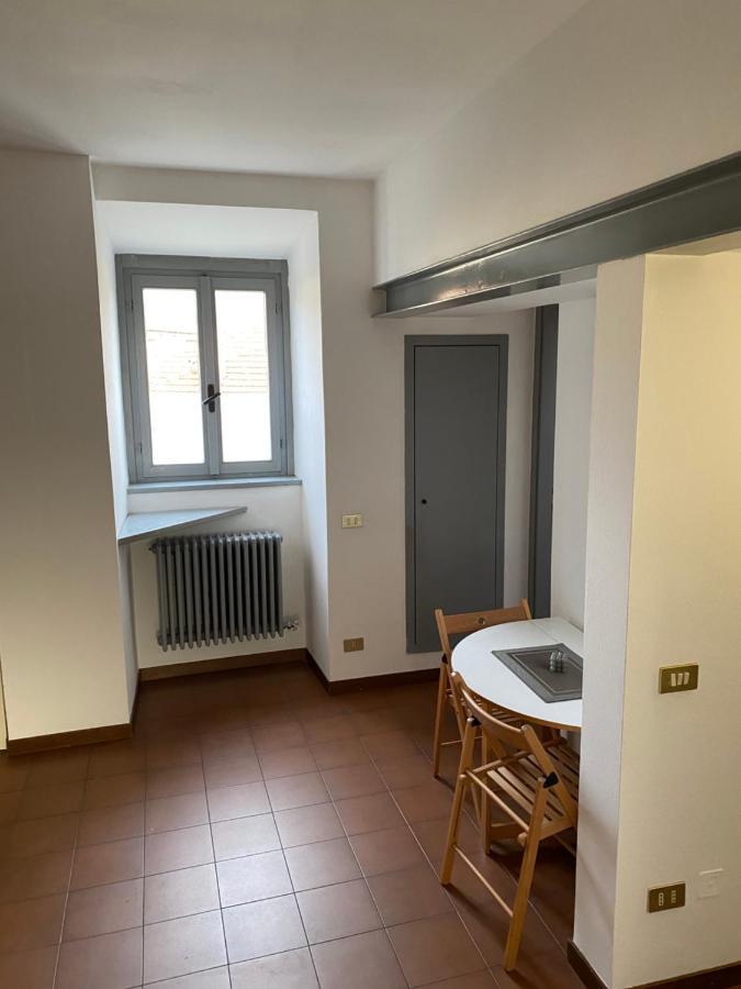 Vicolo Forno Apartment Mercallo Exterior photo